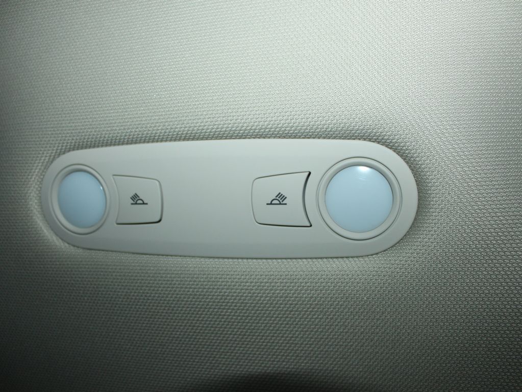 奥迪A4L 2012款 2.0TFSI CVT 技术型图片