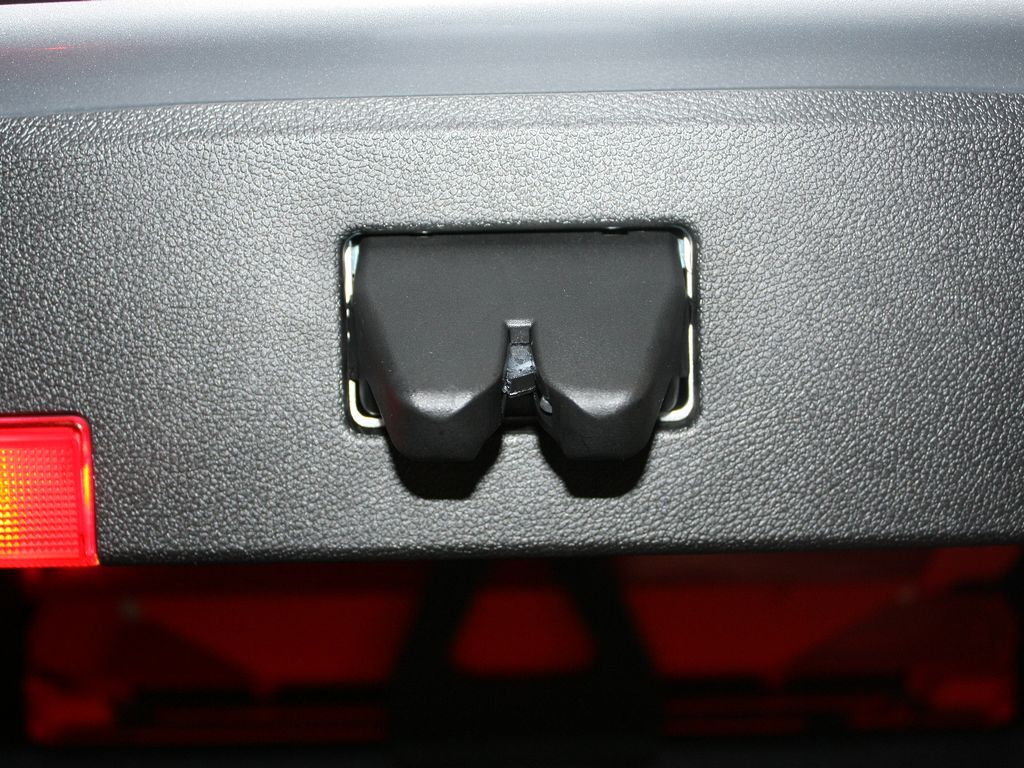 奔驰E级 E260L 1.8T AT CGI时尚型 2012款图片