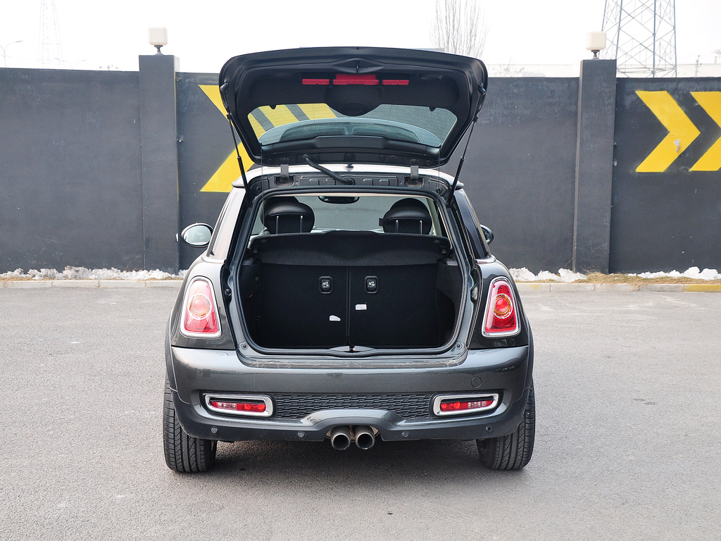 MINI 1.6T COOPER S 中国任务版 2012款图片