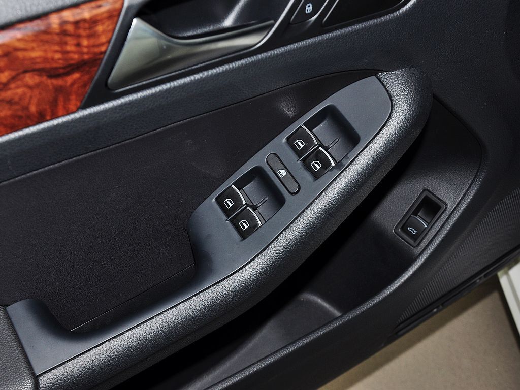 速腾 1.8TSI 自动 旗舰版 2014款图片