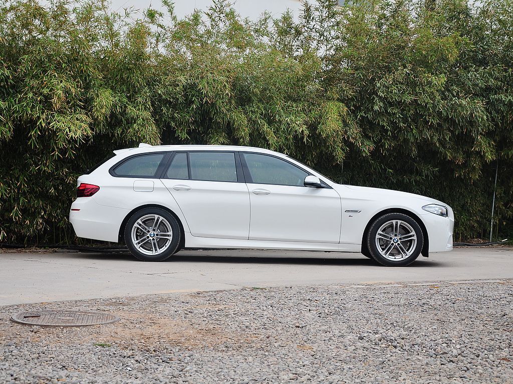 宝马5系(进口) 528i xDrive M运动型 旅行版 2014款图片