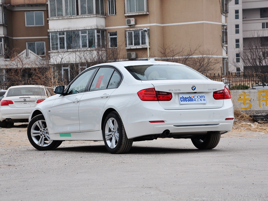 宝马3系 2014款 320i 运动设计套装图片