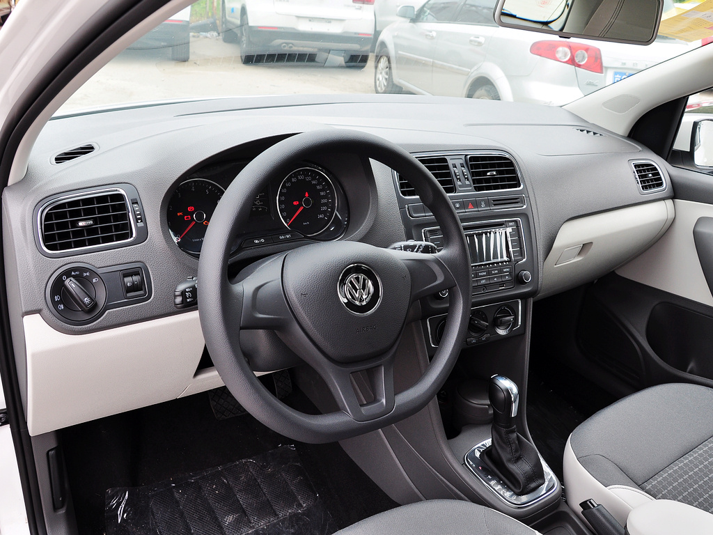 Polo 2014款 1.4L 自动 舒适版图片