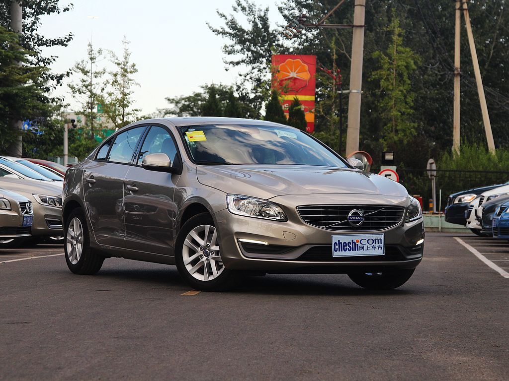 沃尔沃S60 2.0T 自动 智进版 2015款图片