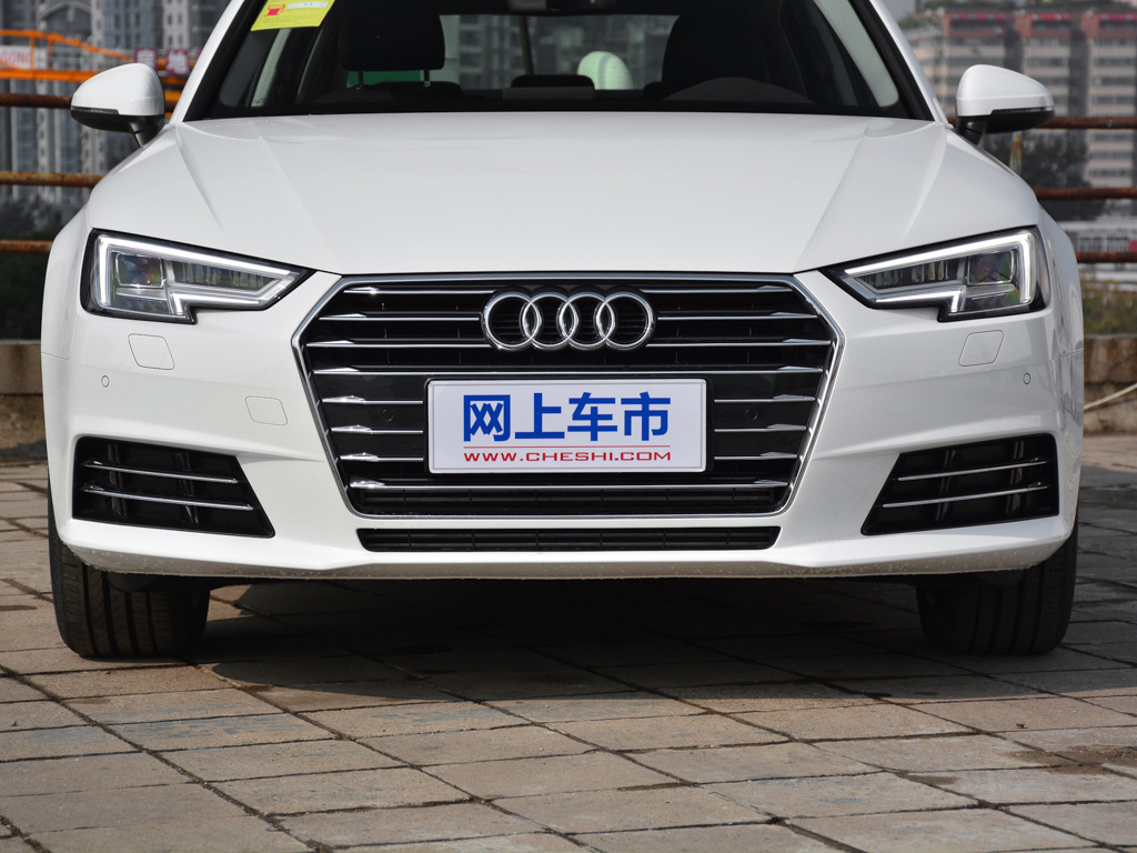 奥迪A4L 图片