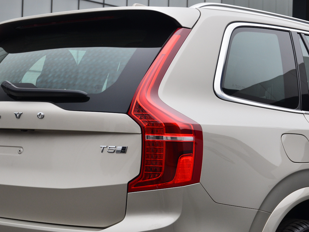 沃尔沃XC90 图片