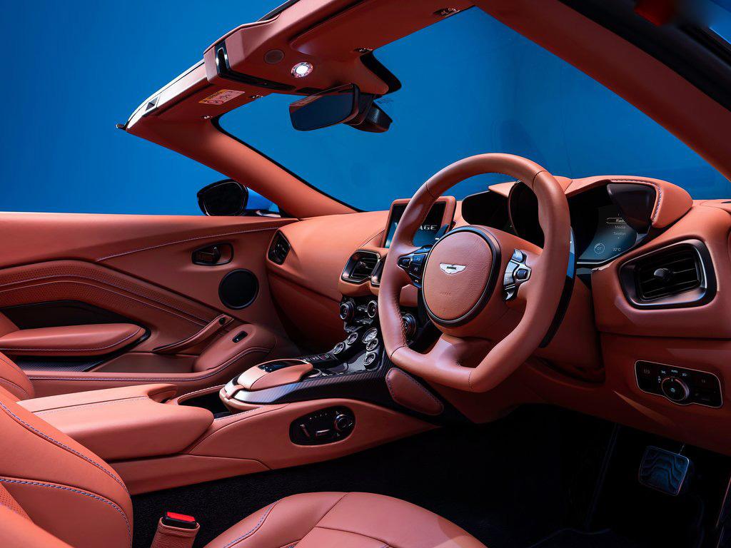 阿斯顿·马丁V8 Vantage 图片