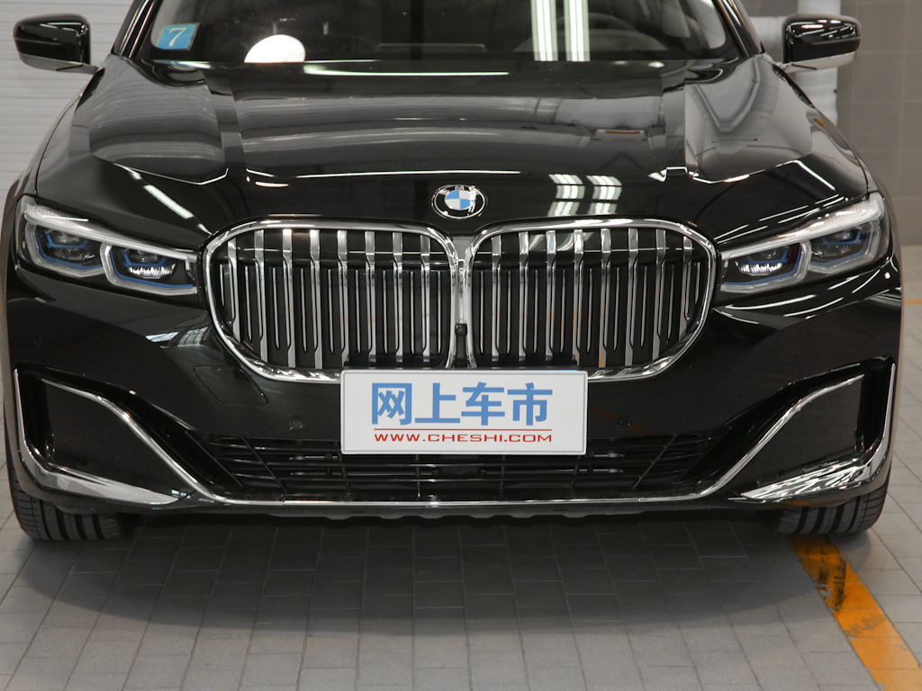 宝马7系 图片