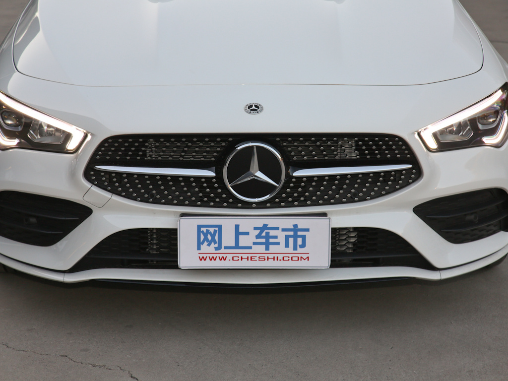 奔驰CLA 图片