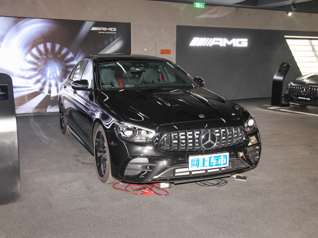 奔驰E级AMG 图片