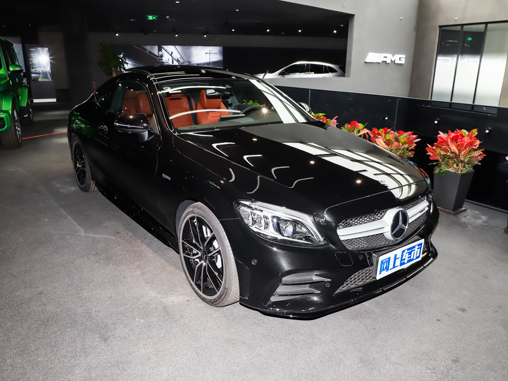 奔驰C级AMG 图片