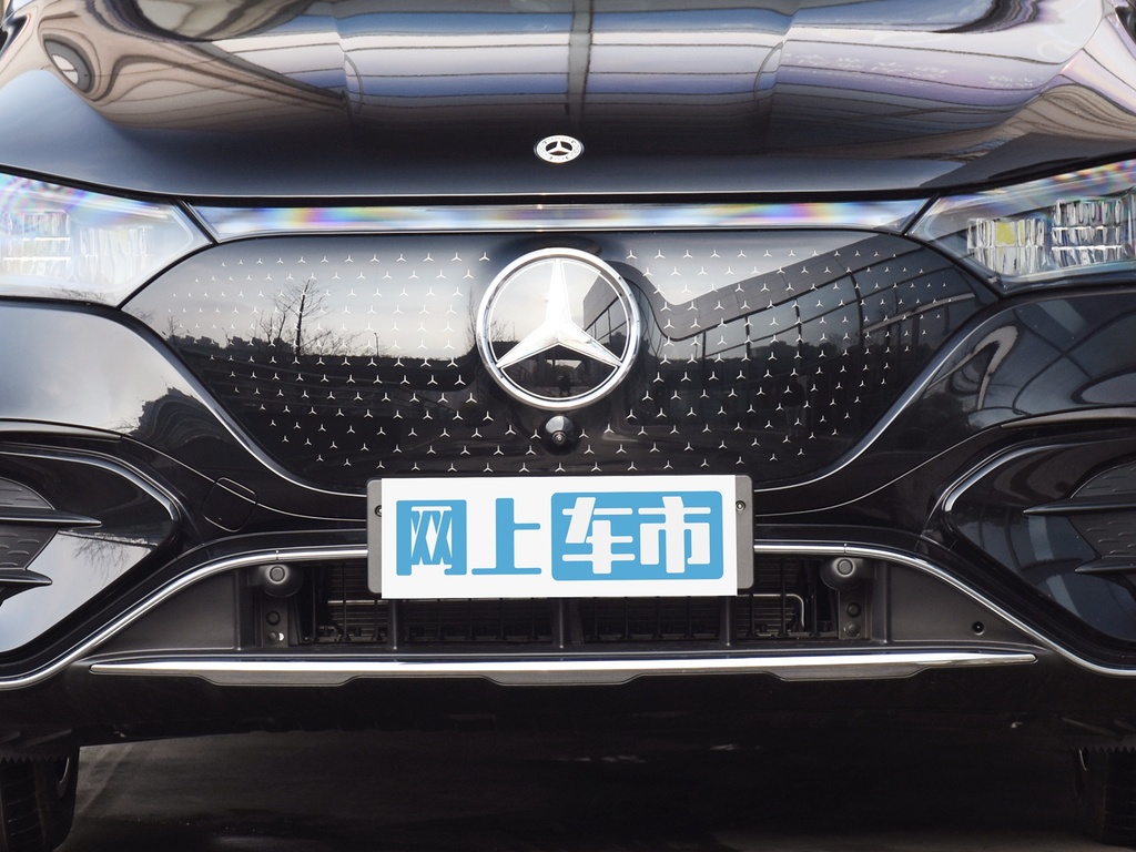 奔驰EQE SUV 图片