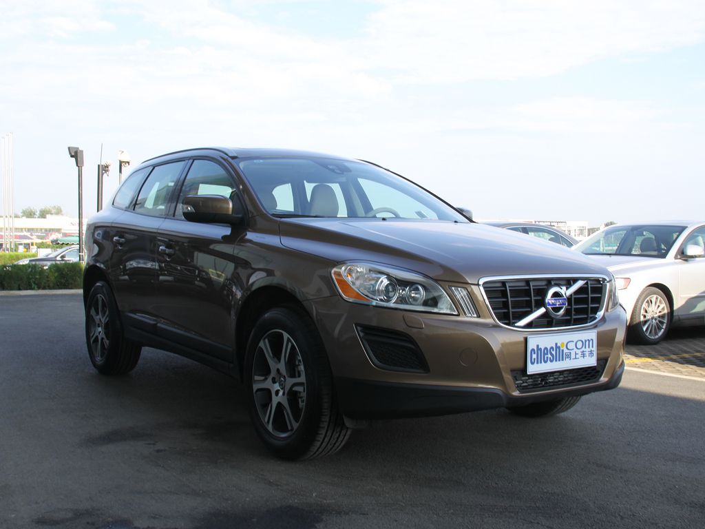 XC60 3.0T ATT6 AWD舒适版2012款