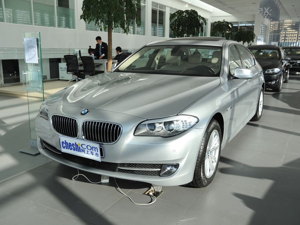 535Li 3.0T AT豪华型2011款
