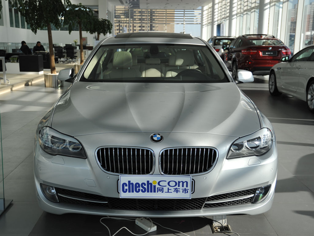 535Li 3.0T AT豪华型2011款