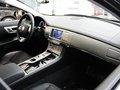 捷豹XF 捷豹 XF  3.0L V6 75周年纪念版中控图片
