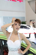 同悦 2010北京车展 车模美女图片