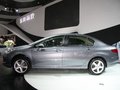 标致408 东风标致 408图片