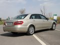 奔驰E级 北京奔驰 E级 长轴版 E260L 优雅型图片