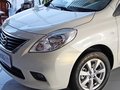 东风日产  1.5L CVT 车辆左前大灯45度视角