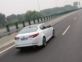 K5凯酷 K5 2.4 AT PREMIUM 2011款 试驾