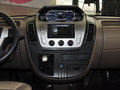 新途V80 2011款 2.5T 手动 短轴低丁尊杰版图片