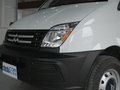 新途V80 2011款 2.5T MT 短轴中顶尊杰版图片