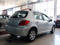 标致307 2012款 307两厢 1.6L AT 舒适版图片