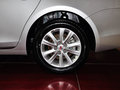 荣威950 2.0L 自动 典雅版 2012款图片
