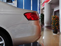荣威950 2.0L 自动 典雅版 2012款图片