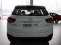 北京现代  ix35 2.0L AT 车辆正后方尾部视角