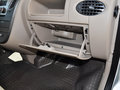 新途V80 2014款 2.5T 手动 商杰版长轴中顶图片