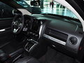 指南者(進口) 改款 2.0L CVT 兩驅(qū)精英版 5座 2014款圖片