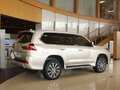 雷克萨斯LX 570动感豪华版2016款
