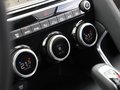 捷豹E-PACE 图片