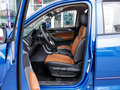 上汽大通MAXUS T70 2.0T柴油手动四驱舒享型大双排高底盘2019款