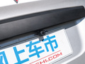 五菱荣光 图片