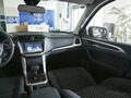 上汽大通MAXUS T70 2.0T柴油自动四驱进取版长厢高底盘2021款