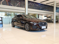 捷豹XFL XFL 2.0T P250两驱精英运动版2021款
