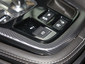 捷豹F-TYPE P300 硬顶版 R-DYNAMIC BLACK2022款