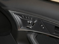 捷豹F-TYPE P300 硬顶版 R-DYNAMIC BLACK2022款