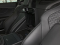 捷豹F-TYPE P300 硬顶版 R-DYNAMIC BLACK2022款
