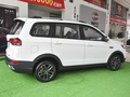 斯威X3 1.5L 手動舒適型2021款