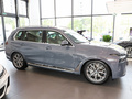 宝马X7 xDrive40i领先型豪华套装2023款
