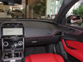 捷豹XEL 2.0T 250PS R-DYNAMICS进取运动版2022款