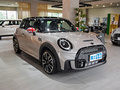 MINI CLUBMAN 1.5T COOPER鉴赏家2023款