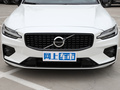 沃尔沃V60 B5智雅运动版2023款