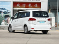 上汽大通MAXUS G10 2.0L 手動(dòng)多功能版 汽油7座2023款