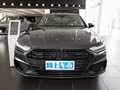 奥迪A7 55 TFSI quattro尊享型2023款