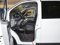 上汽大通MAXUS 新途V70 2.0T 創(chuàng)客版 手動短軸低頂3座2023款